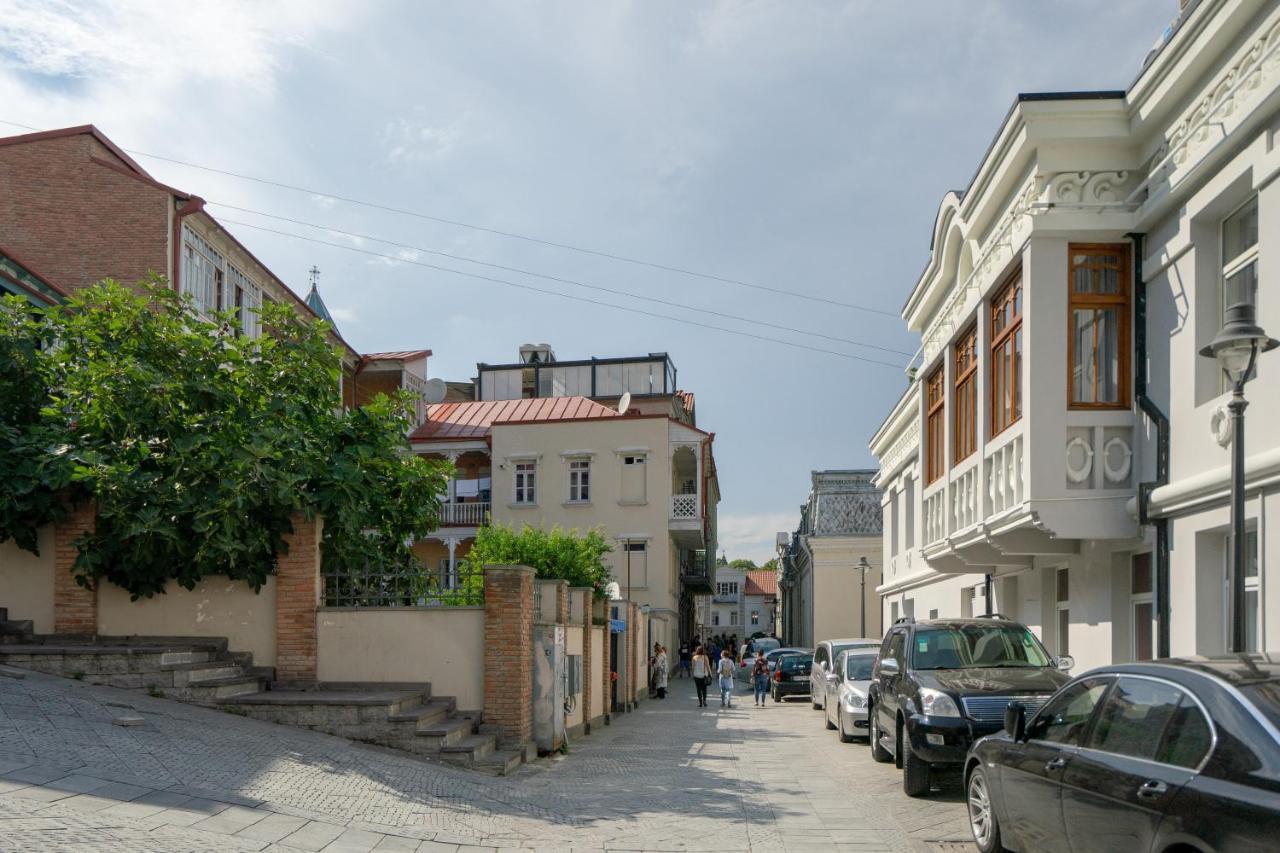 Апартаменты Tbilisi Old Town Экстерьер фото