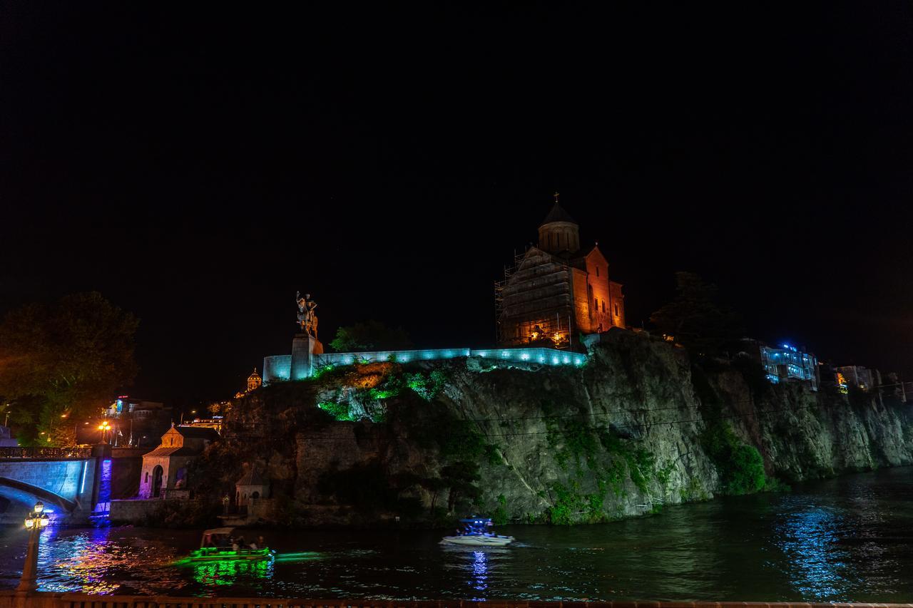 Апартаменты Tbilisi Old Town Экстерьер фото